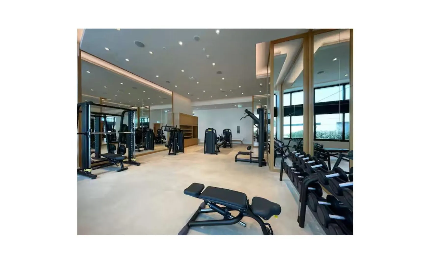 Apartment Partial Sea And Marina View 3Br Apartment, Dubai